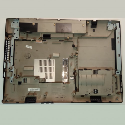 USED ΠΛΑΣΤΙΚΑ ΚΑΤΩ ΜΕΡΟΣ  FUJITSU ESPRIMO MOBILE V5535